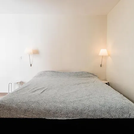 アパート Dwarsstraat 7, オステンド